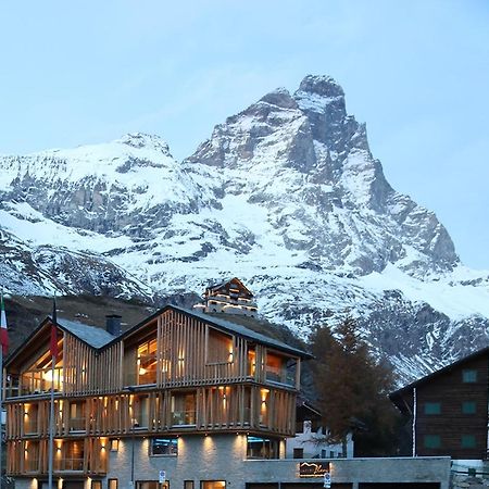 Chalet Blanc Cervinia Bed and Breakfast Breuil-Cervinia Eksteriør billede