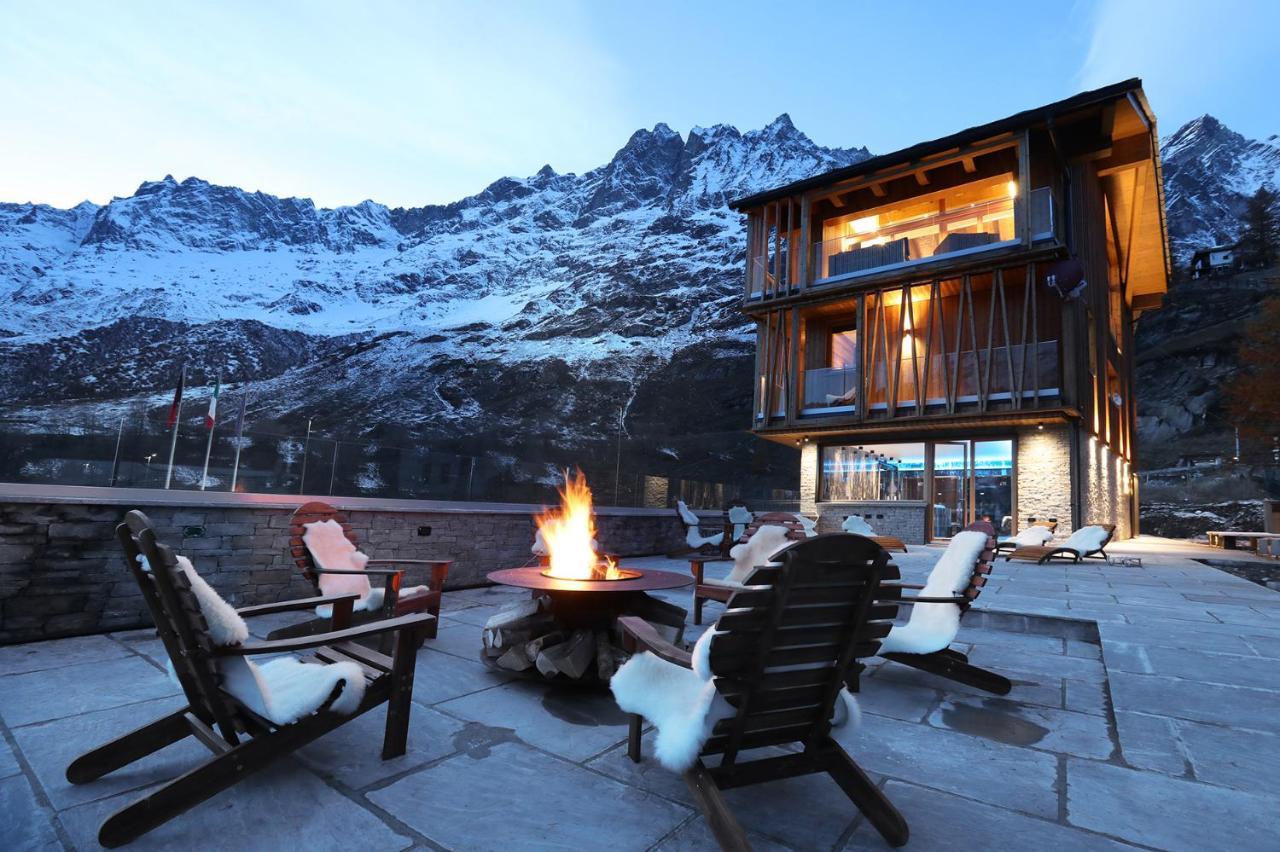 Chalet Blanc Cervinia Bed and Breakfast Breuil-Cervinia Eksteriør billede